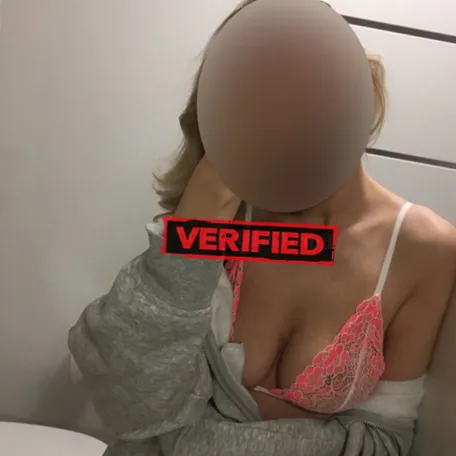 Amy pornostarr Erotic massage Suceava